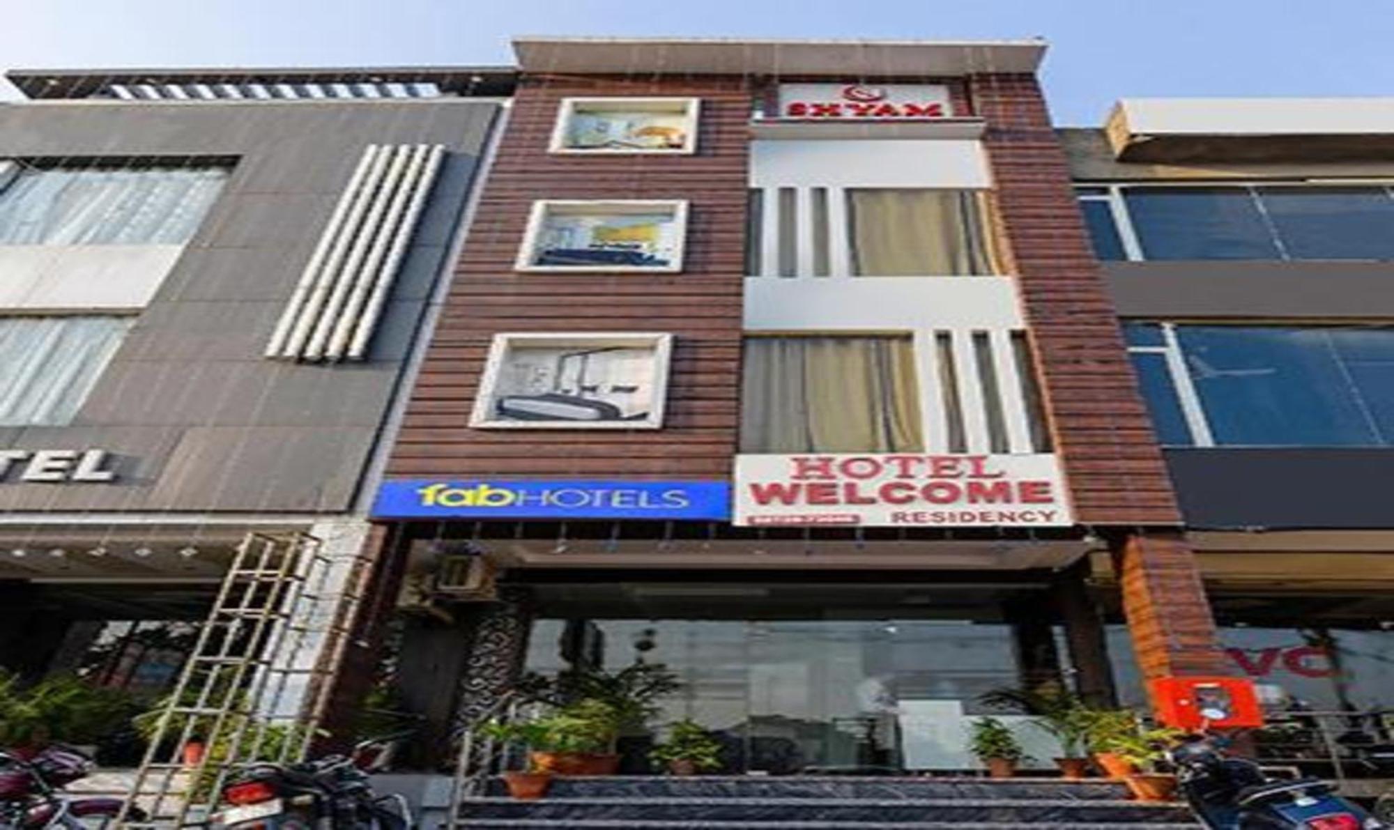 Fabhotel Welcome Residency Zirakpur エクステリア 写真